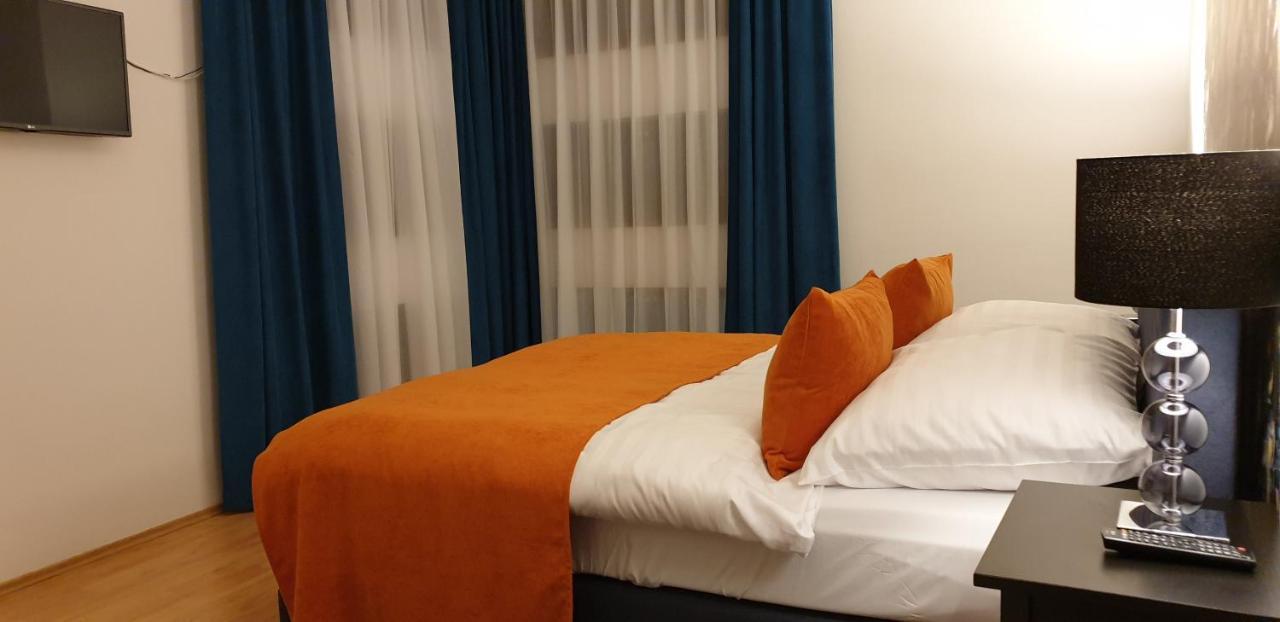 Grand Paradise Apartman Miskolc Exterior photo